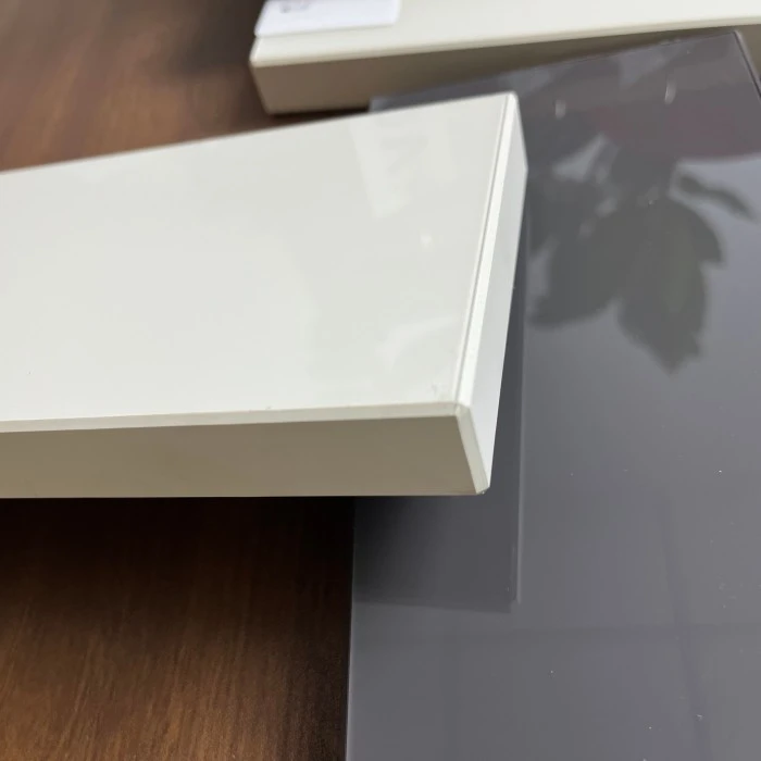 Akrilik Mebel Ekranı